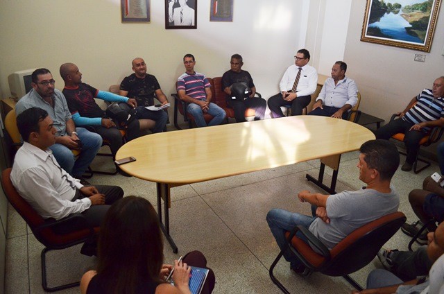 2018628_Em abril, o vereador se reuniu com vigilantes na Cãmara